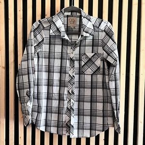 Women’s Button up shirt size S